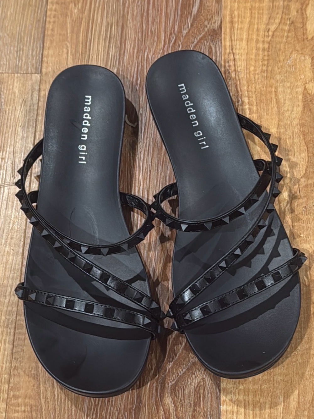 Madden Girl Women's Candy Spike Slip On Casual Slide Sandals Black (Size: 8.5)